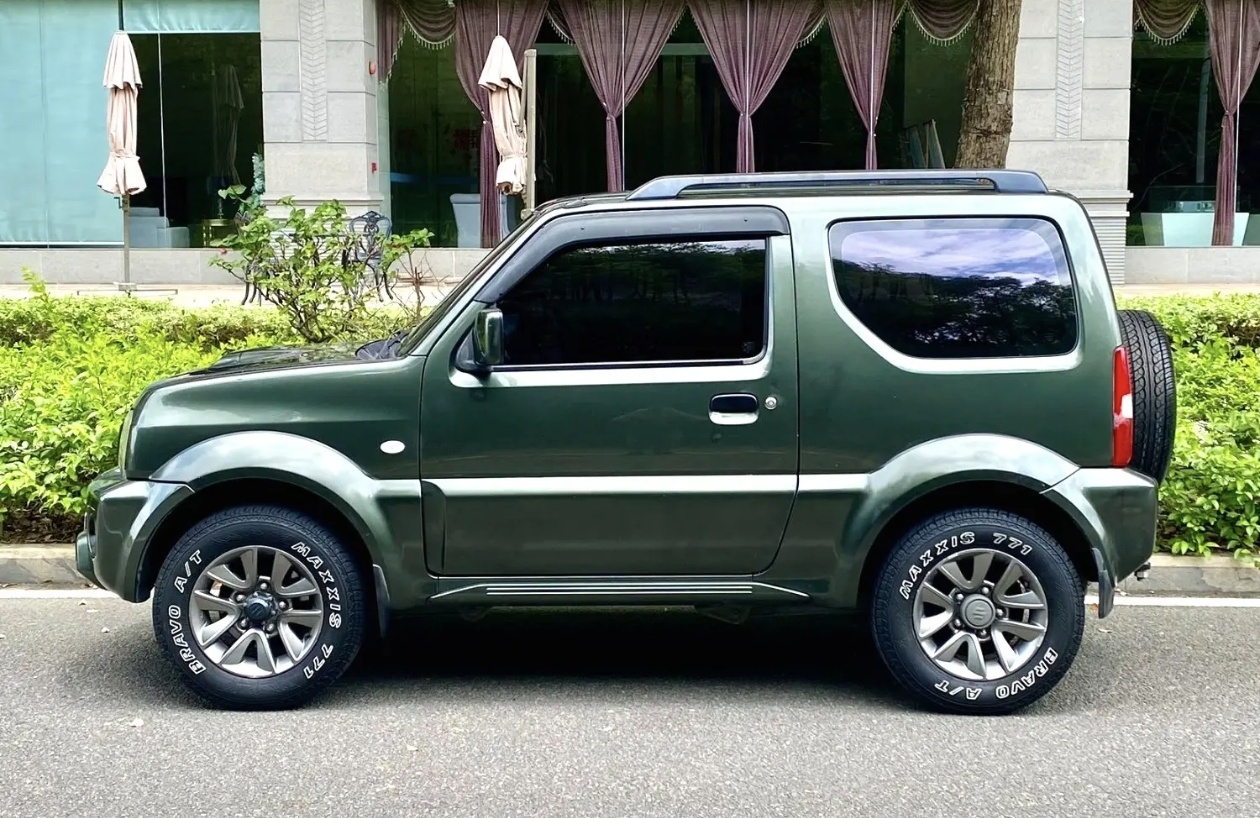 Suzuki Jimny (Imported) 2016 #5 Suzuki Jimny (Imported) 2016 car image #5