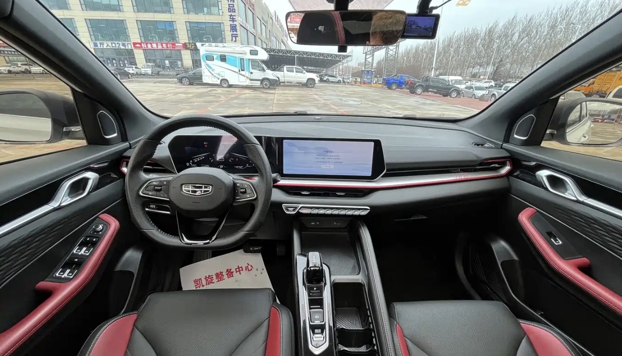 GEELY Coolray 2023 #5 GEELY Coolray 2023 صورة سيارة #5