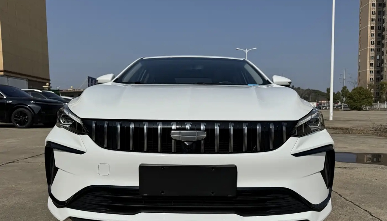 GEELY Binray 2025 image de voiture 