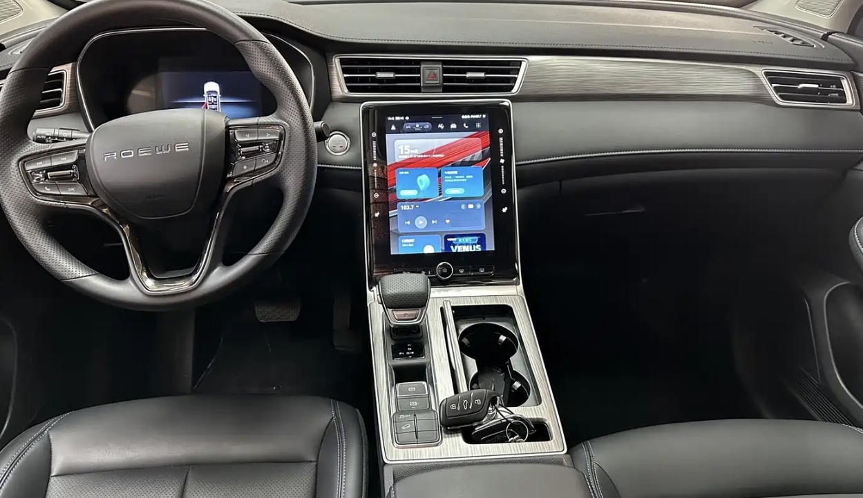 Roewe RX5 2025 imagen de coche #3