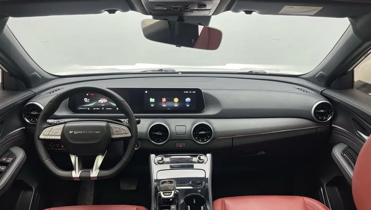 Forthing T5 EVO 2023 image de voiture #4