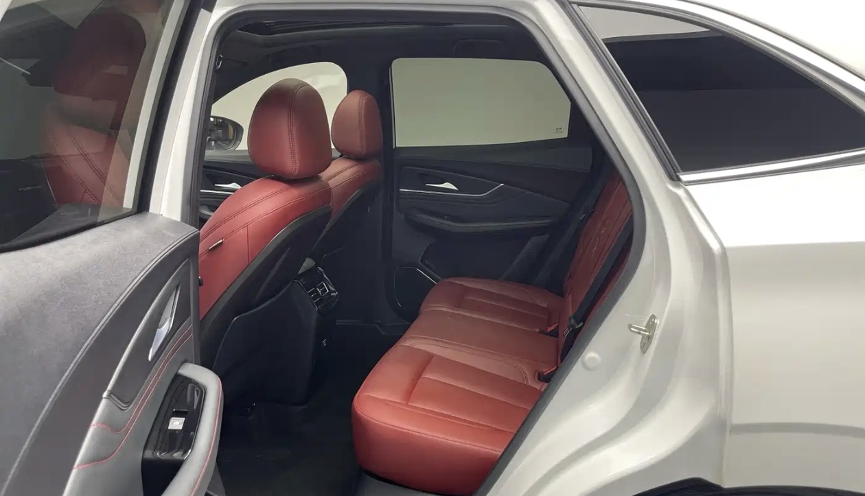 Forthing T5 EVO 2023 image de voiture #5