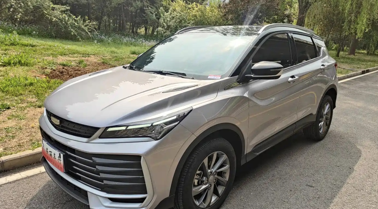 GEELY Coolray 2025 صورة سيارة #4