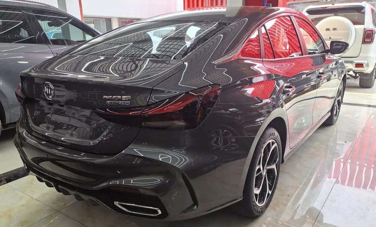 MG 5 2025 immagine di auto #2
