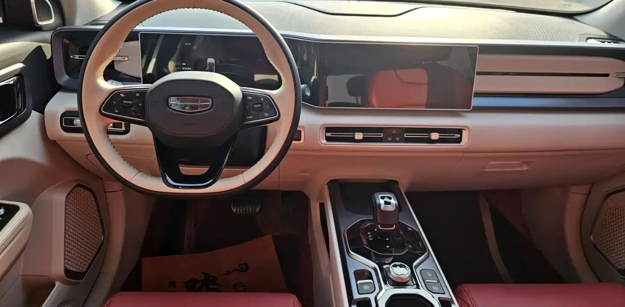 GEELY ICON 2024 car image #2