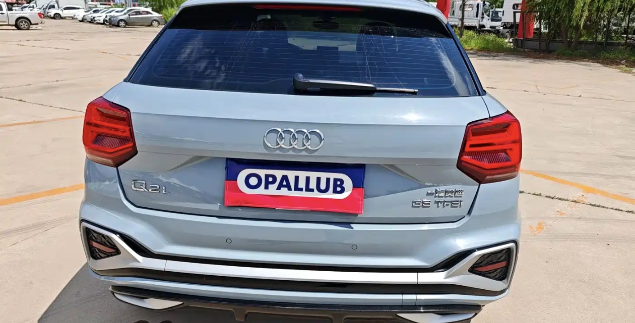 Audi Q2L 2023 #2 Audi Q2L 2023 car image #2