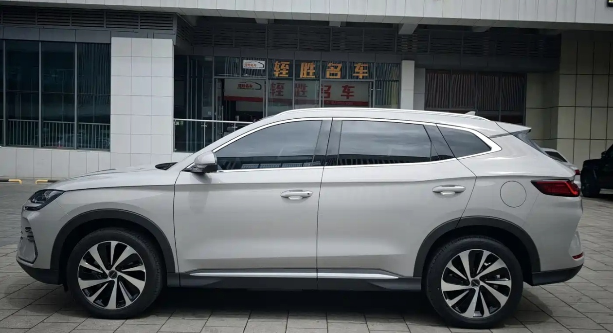 BYD Song Plus New Energy 2024 car image #4