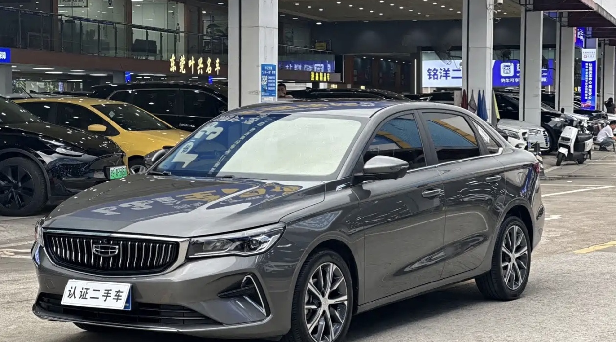 GEELY Emgrand 2023 GEELY Emgrand 2023 imagen de coche