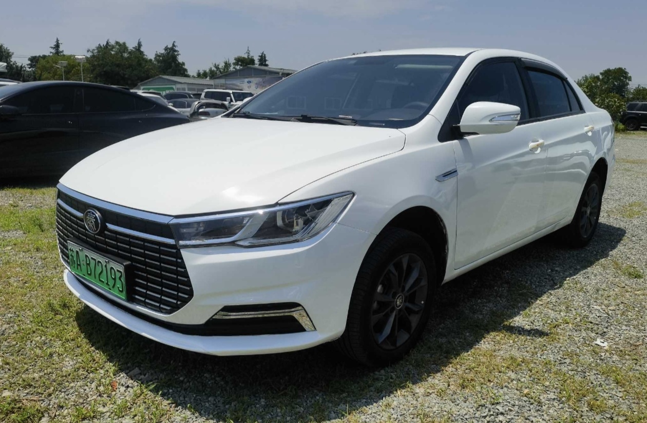 BYD Qin New Energy 2023 car image 