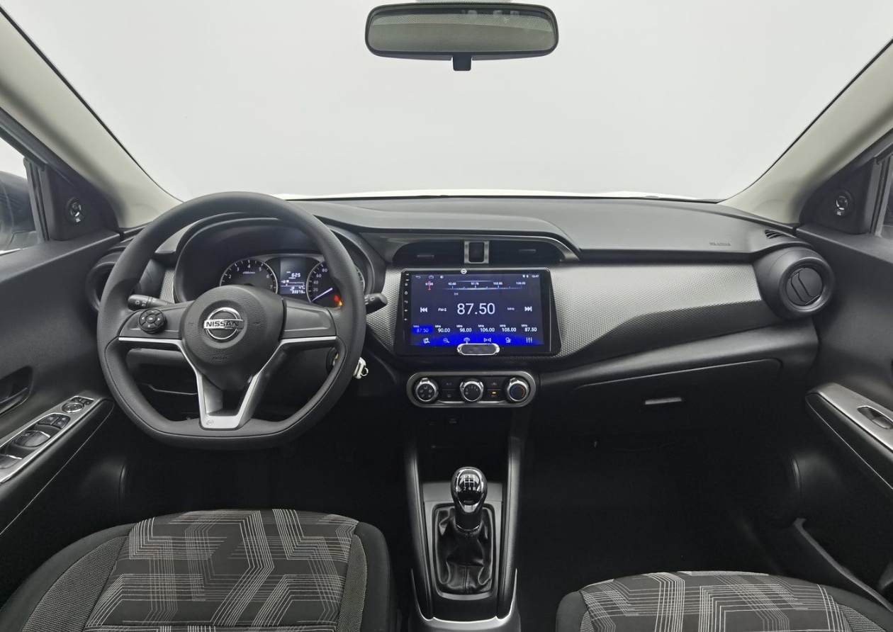 Nissan Kicks 2019 car image #4