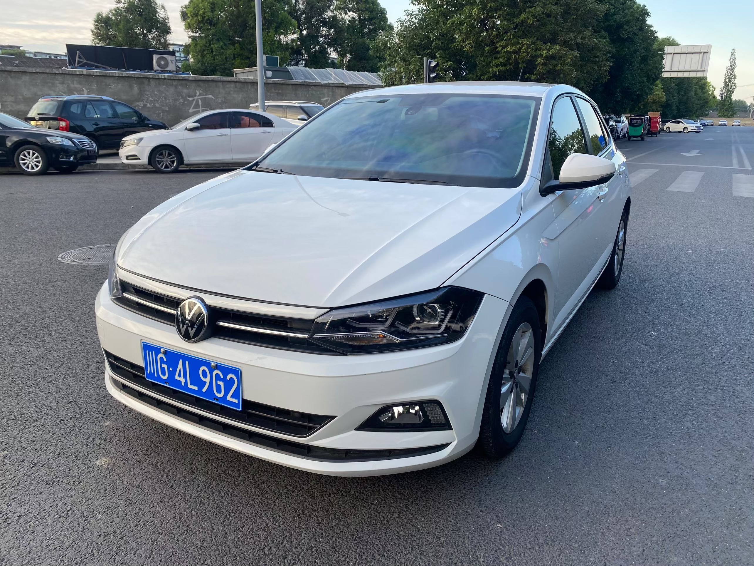 Volkswagen Polo 2023 car image 