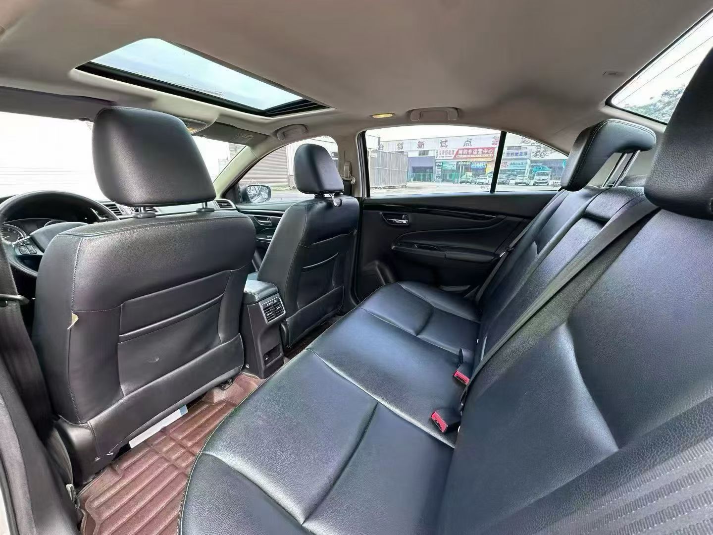 Suzuki Ciaz 2018 car image #4