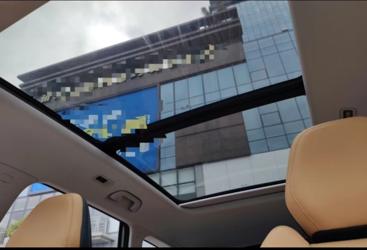 GEELY Boyue L 2023 car image #2