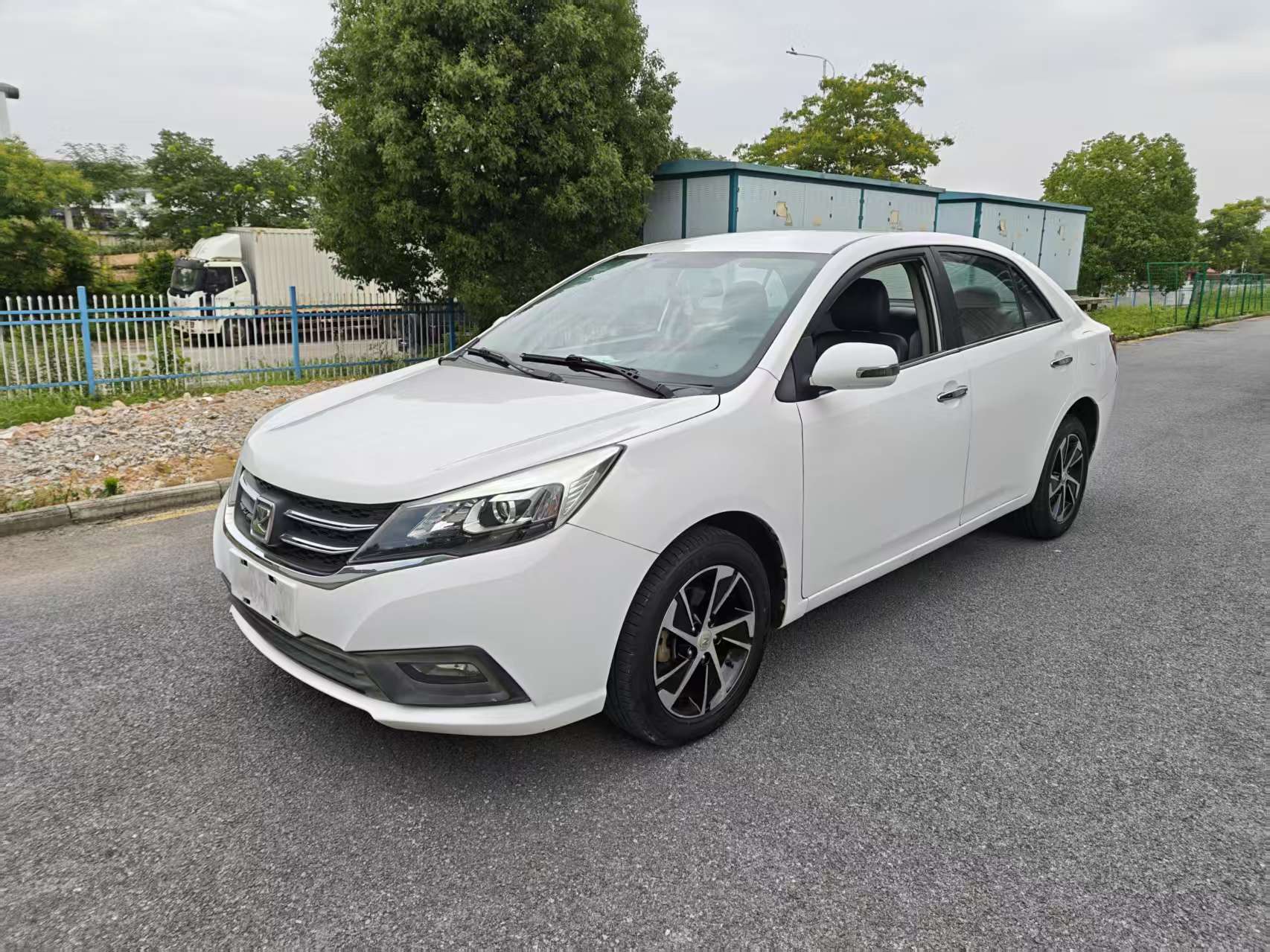 Zotye 2016 #9 Zotye 2016 صورة سيارة #9