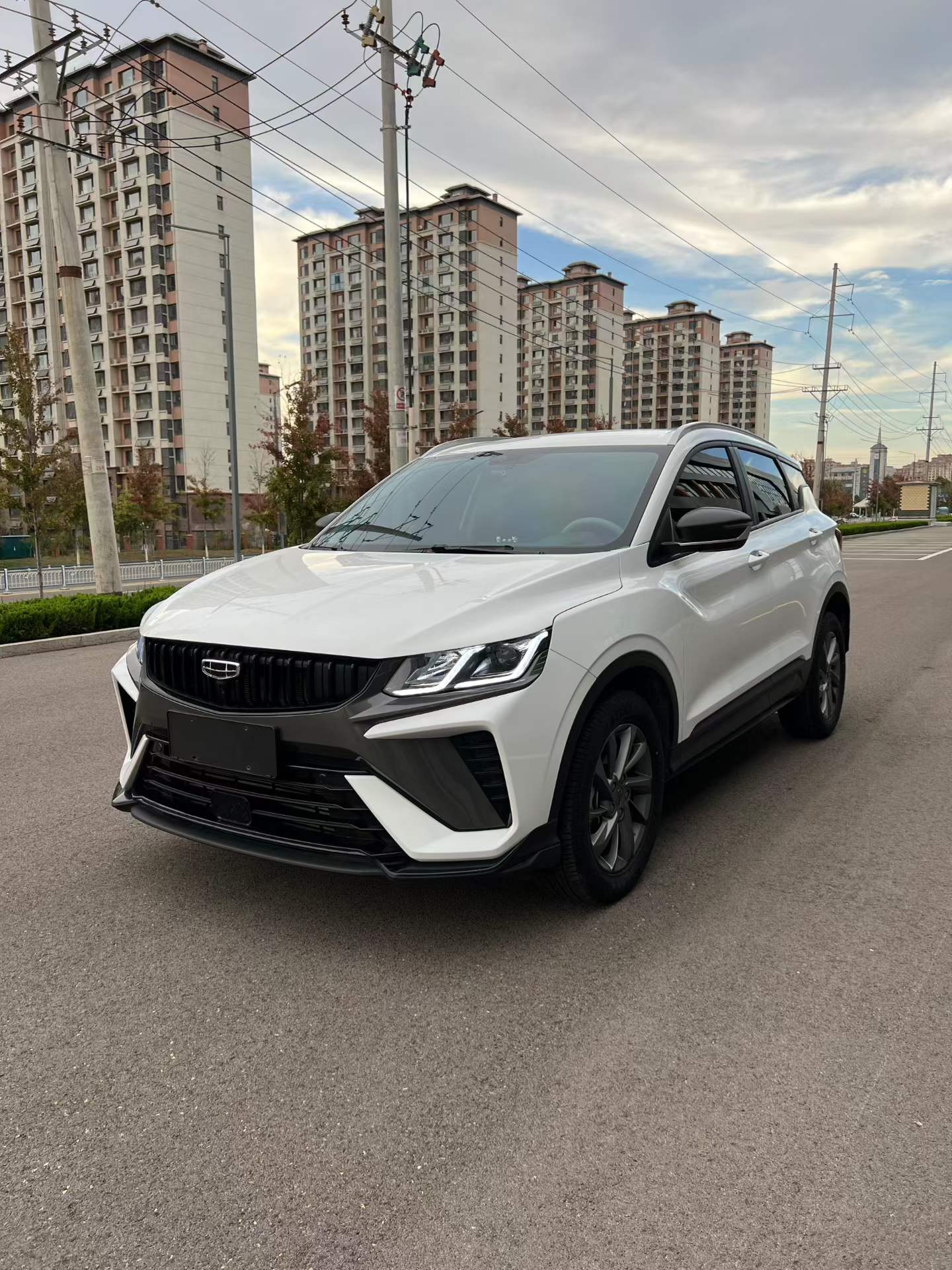 GEELY Coolray 2024 car image 