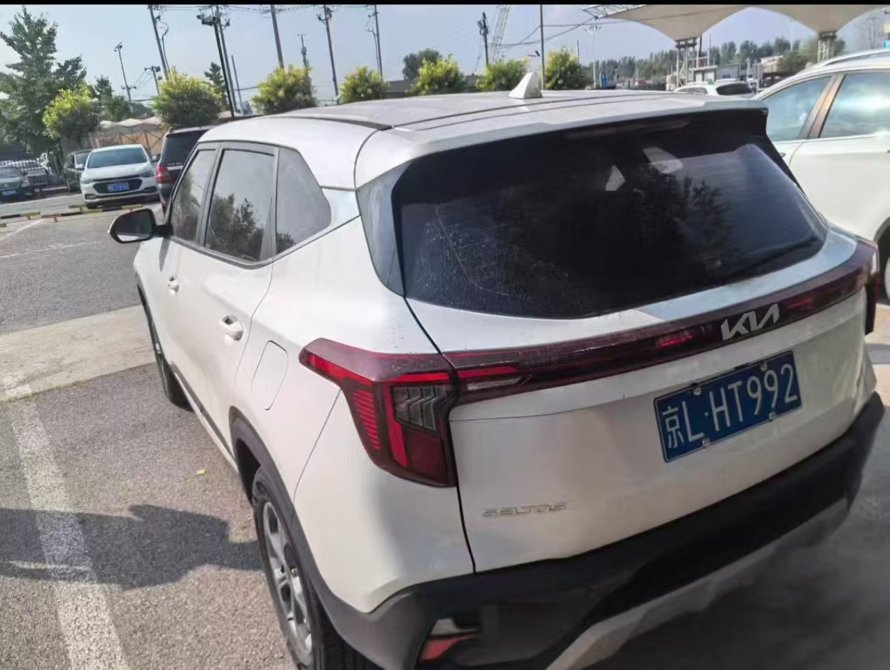 Kia Seltos 2024 car image #7