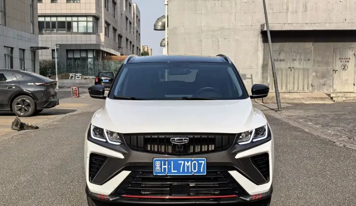 GEELY Coolray 2023 #2 GEELY Coolray 2023 car image #2