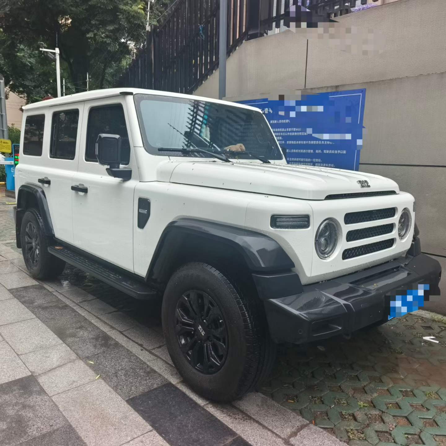2025 car image #7