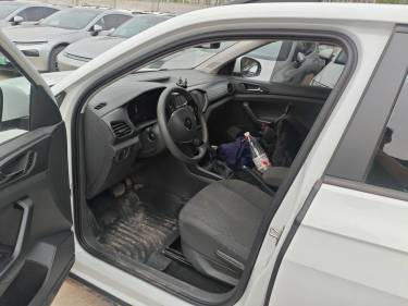 Volkswagen T-Cross 2023 car image #9