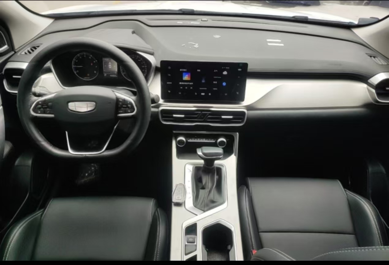 GEELY Coolray 2025 car image #4