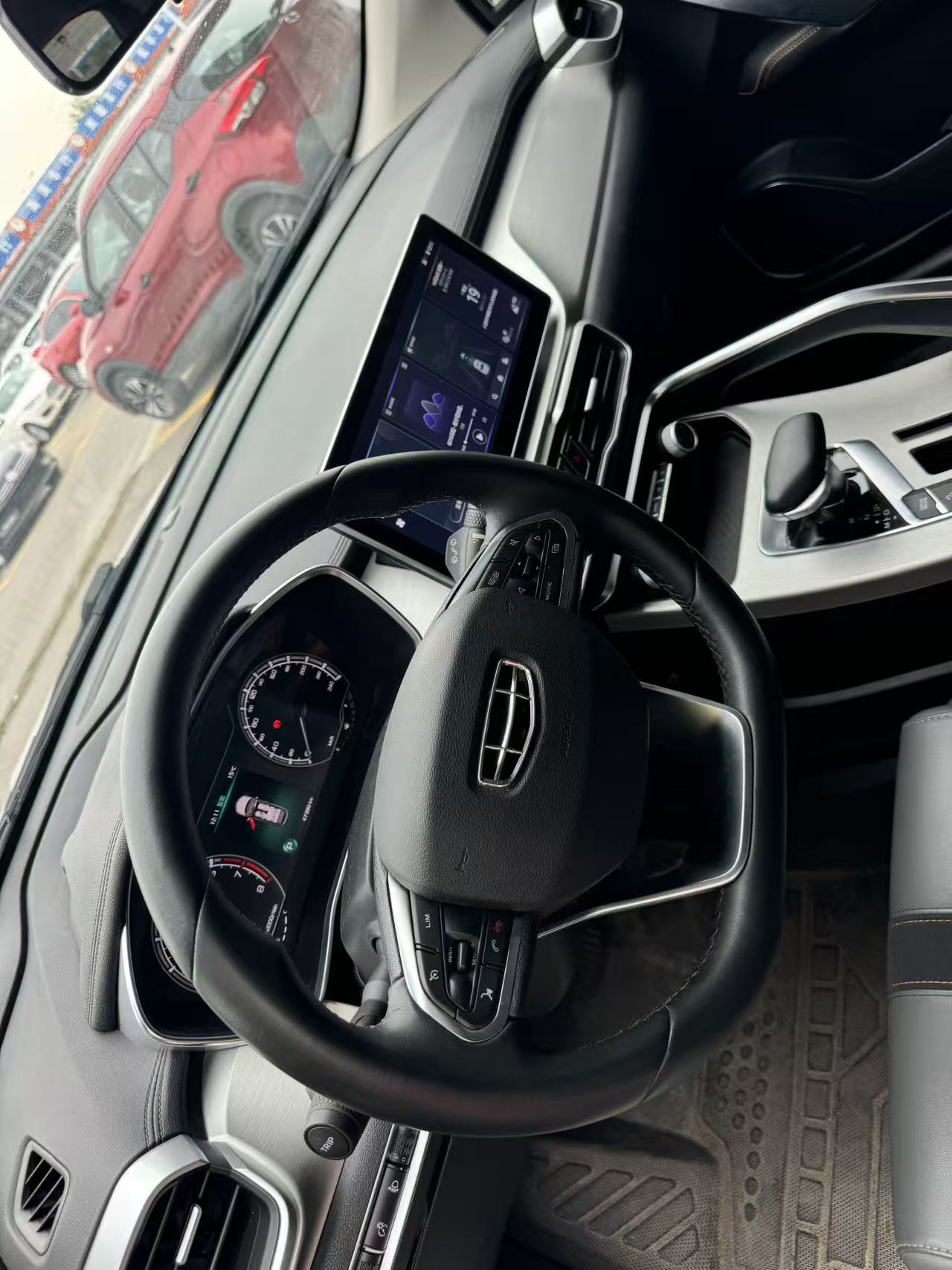 GEELY Coolray 2023 #10 GEELY Coolray 2023 car image #10