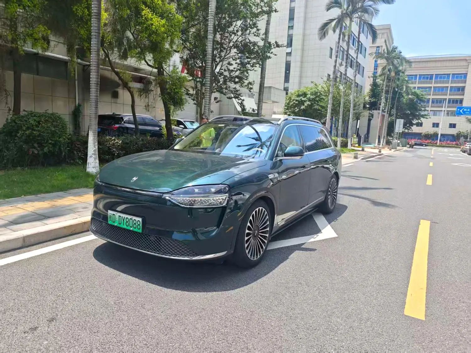 2025 car image 