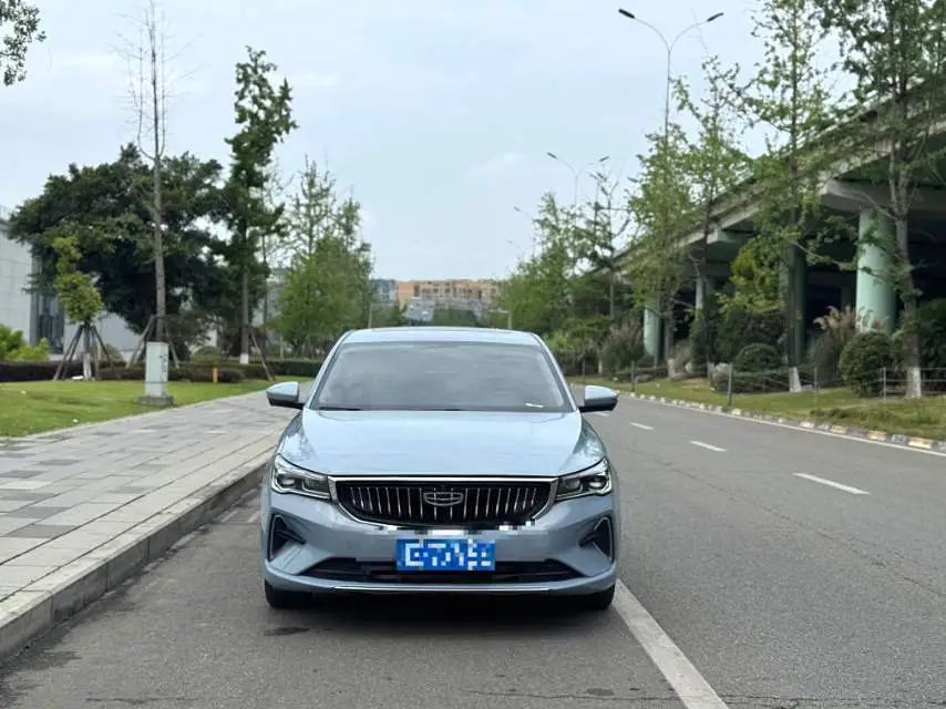 GEELY Emgrand 2023 car image #3