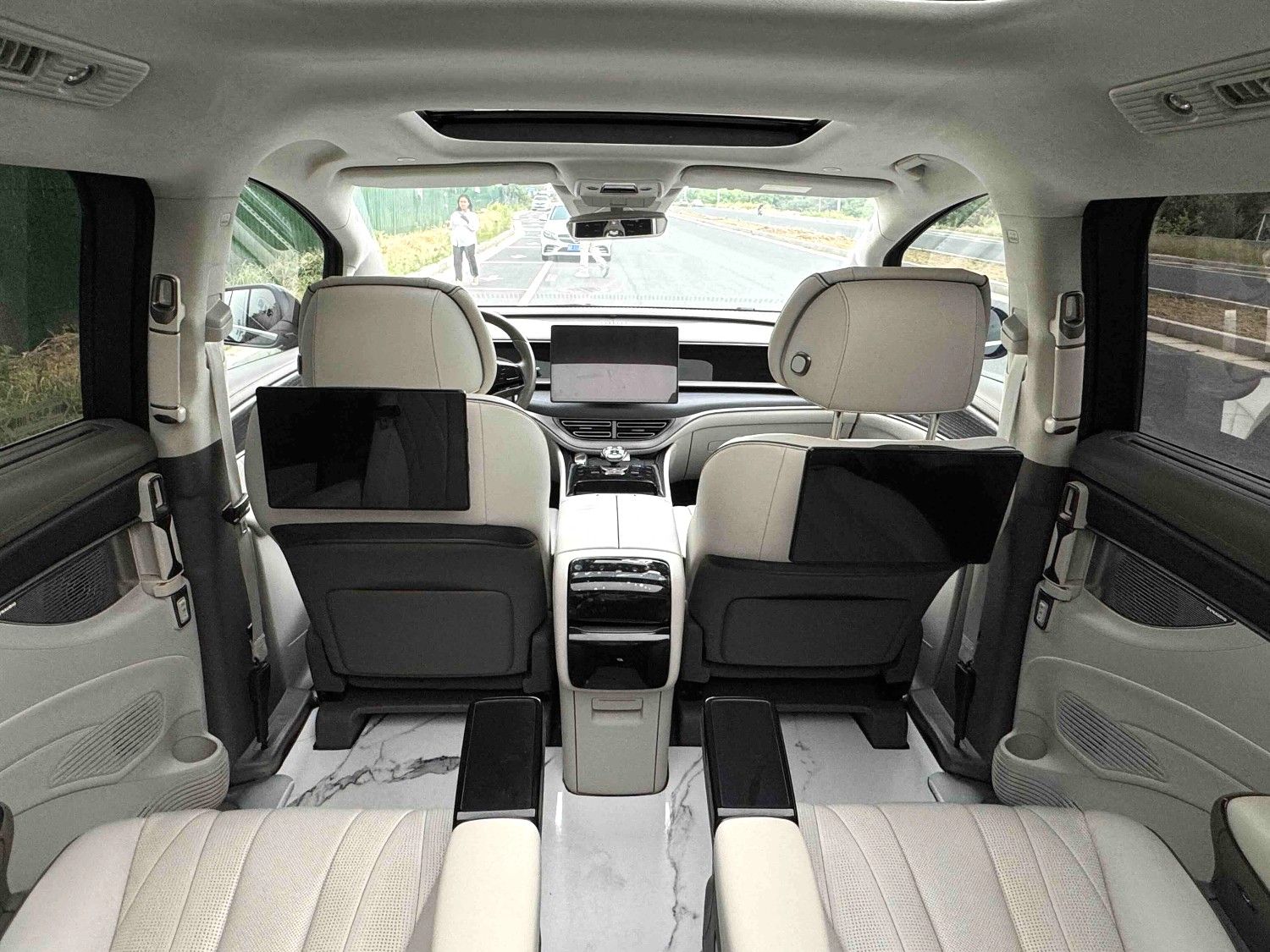 Denza D9 2023 #2 Denza D9 2023 imagen de coche #2