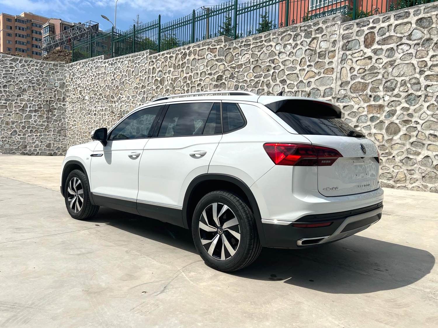 Volkswagen Tayron 2022 immagine di auto #5