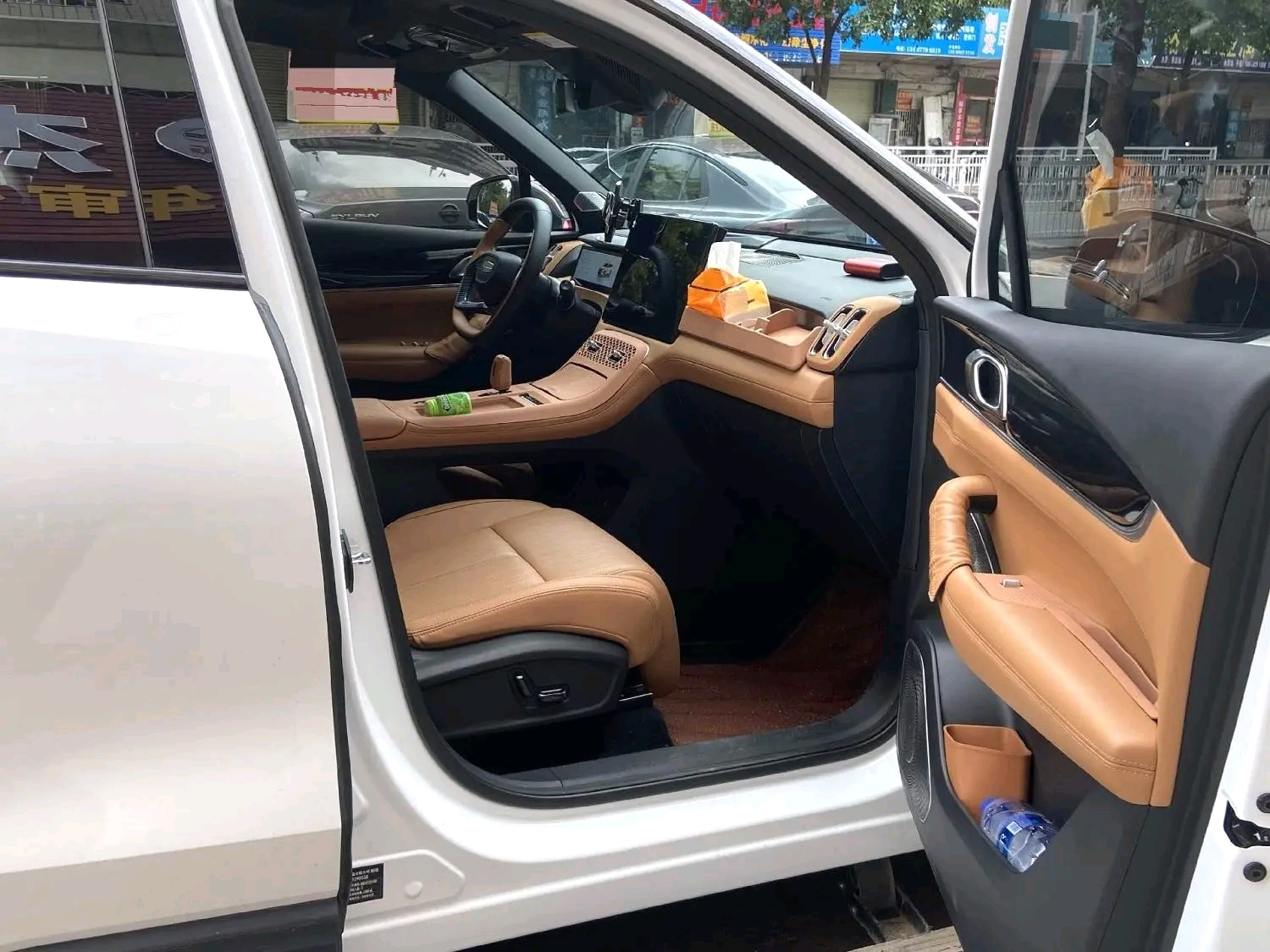 GEELY Boyue L 2025 imagem de carro #5
