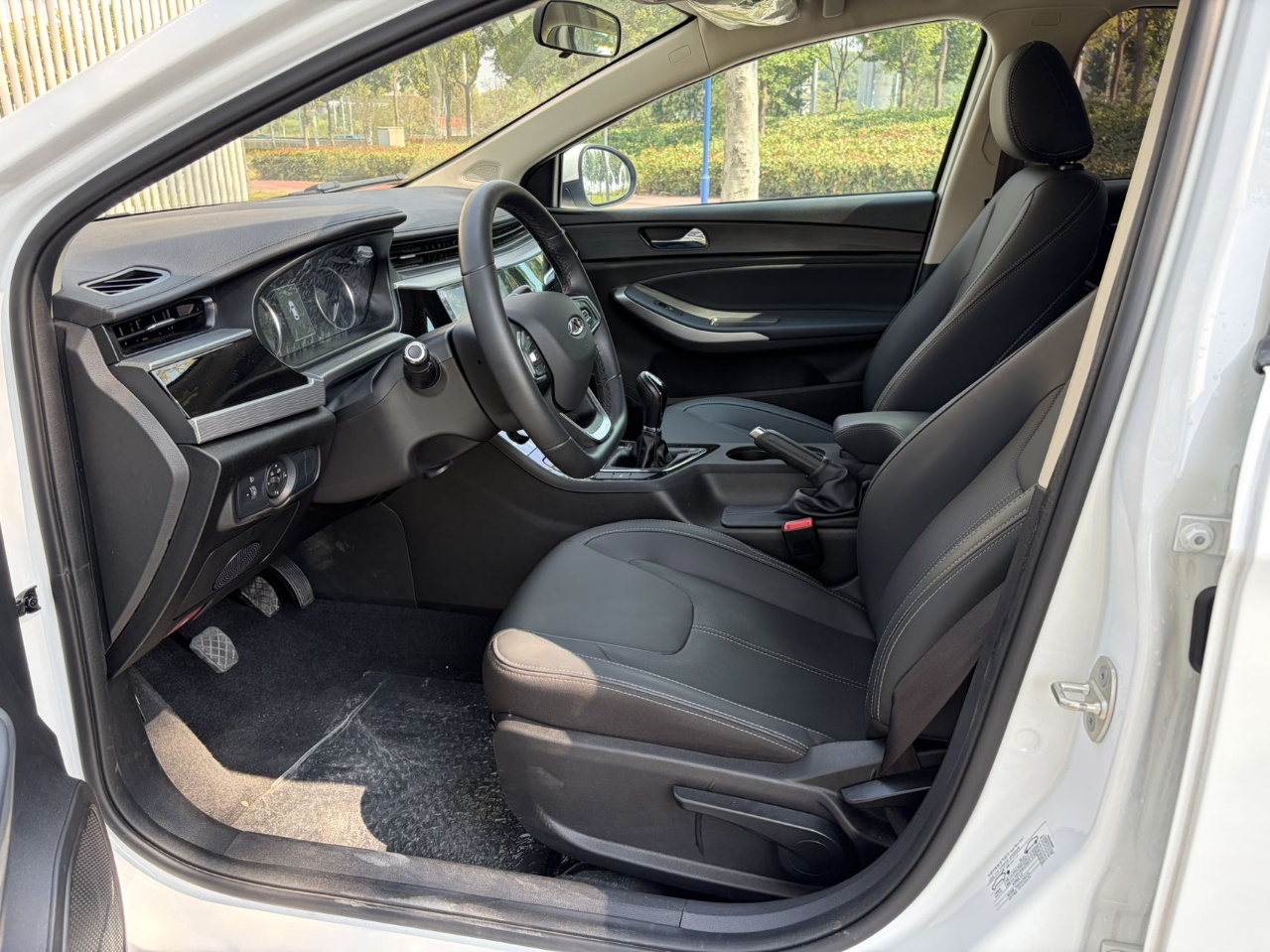 Chery Arrizo 5 2025 #5 Chery Arrizo 5 2025 صورة سيارة #5