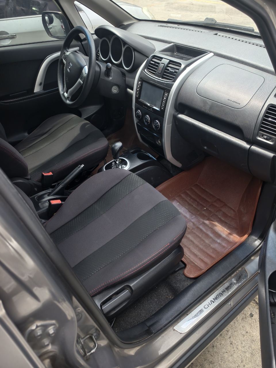 Changan CX20 2015 car image #4