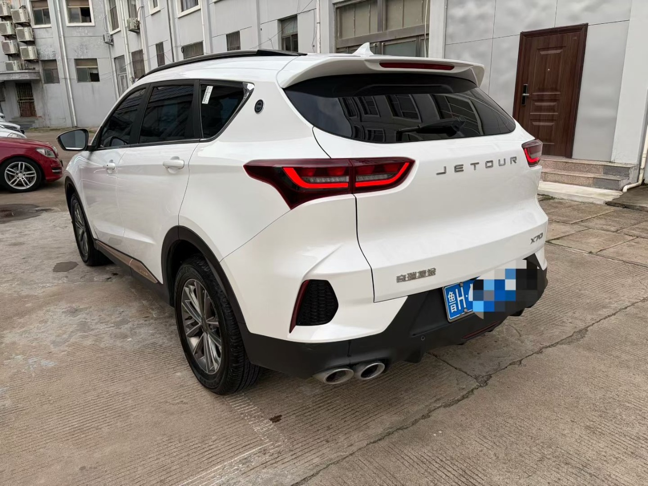 Jetour X70 2024 car image #2