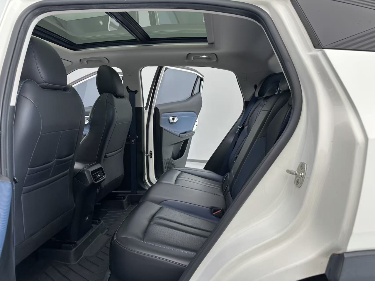 GAC Trumpchi GS3 2023 car image #5