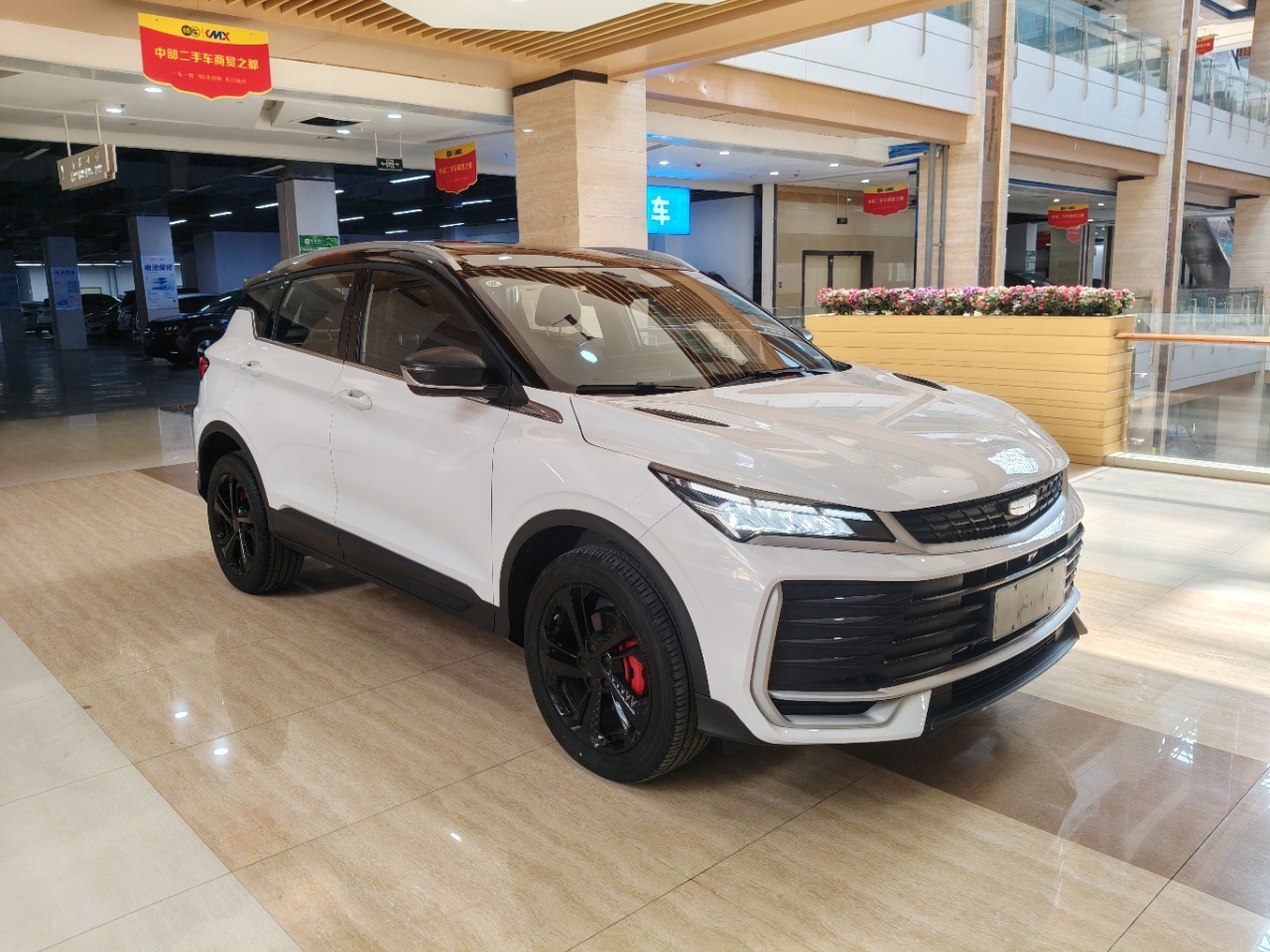 GEELY Coolray 2025 immagine di auto #2