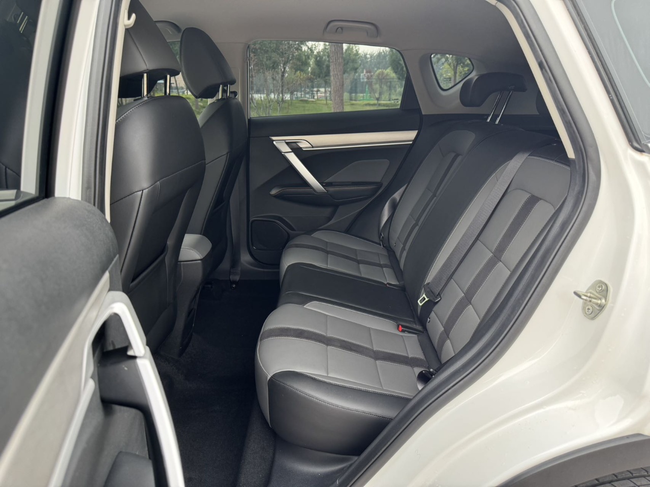 GEELY Coolray 2024 imagem de carro #6