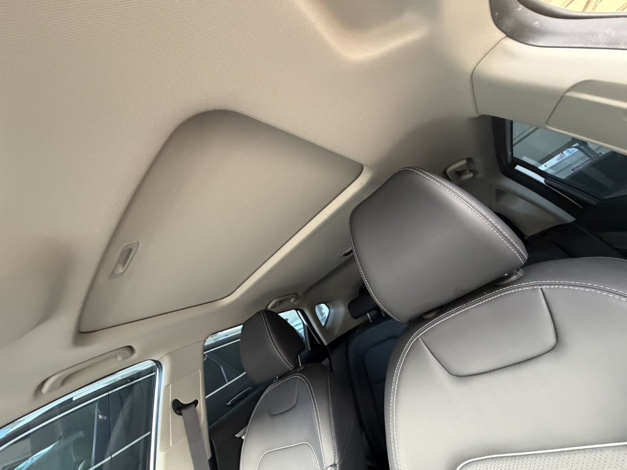 GEELY Coolray 2025 car image #2