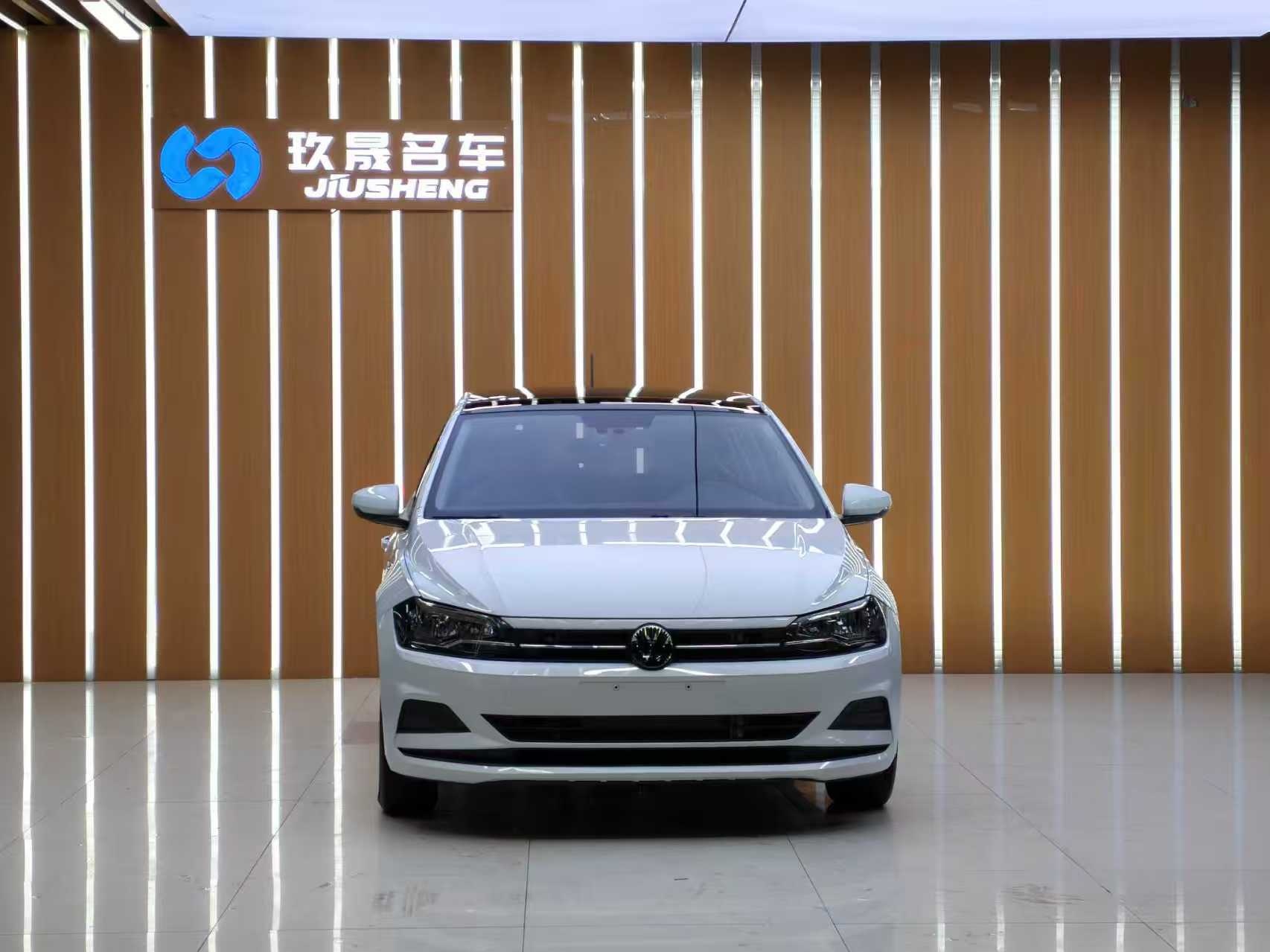 Volkswagen Polo 2023 изображение автомобиля #3