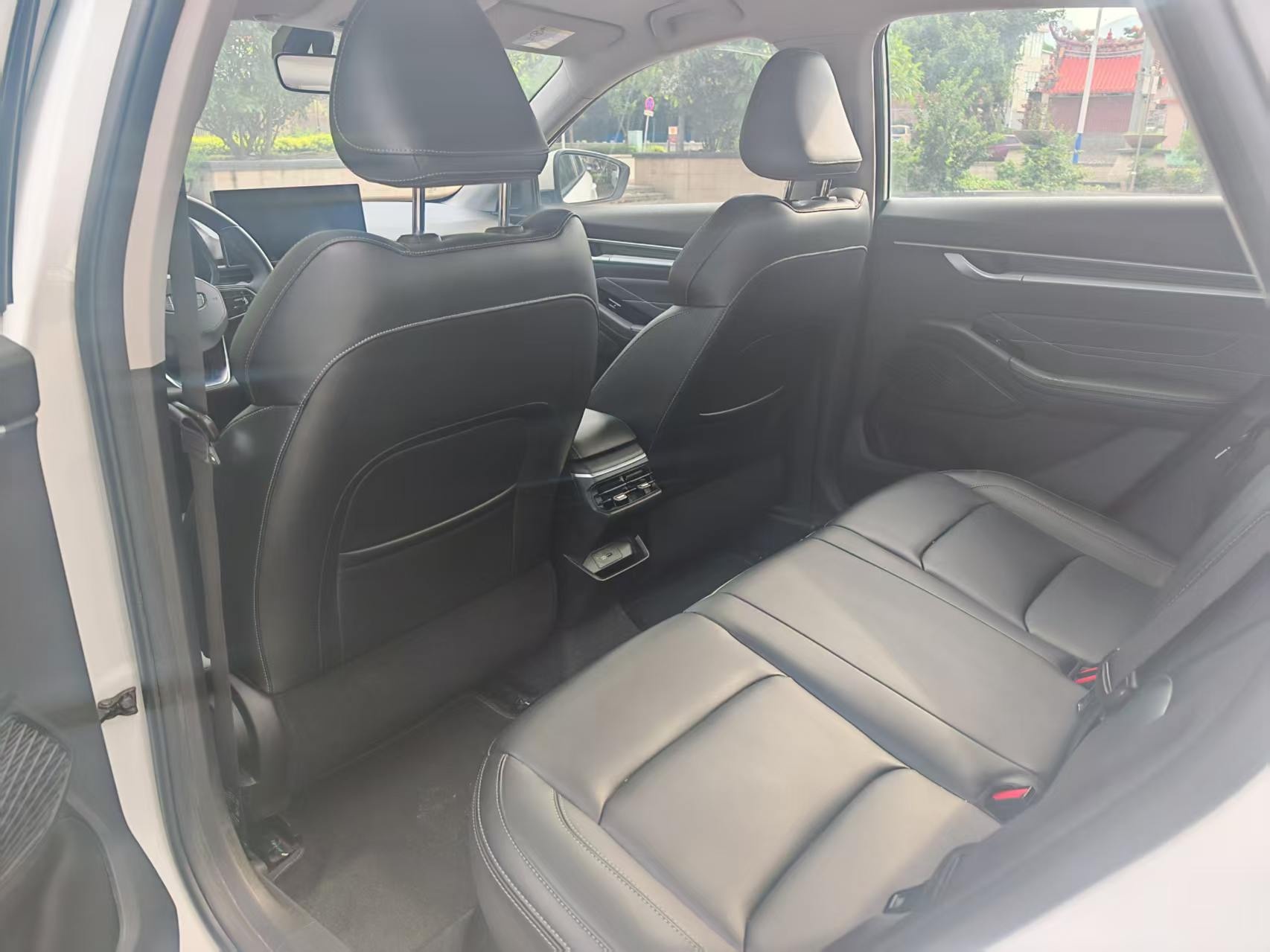 GEELY Emgrand 2024 #3 GEELY Emgrand 2024 car image #3