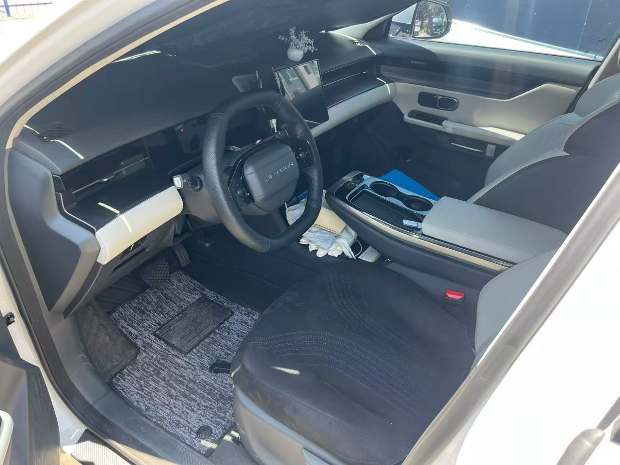 Jetour Dashing 2022 car image #2