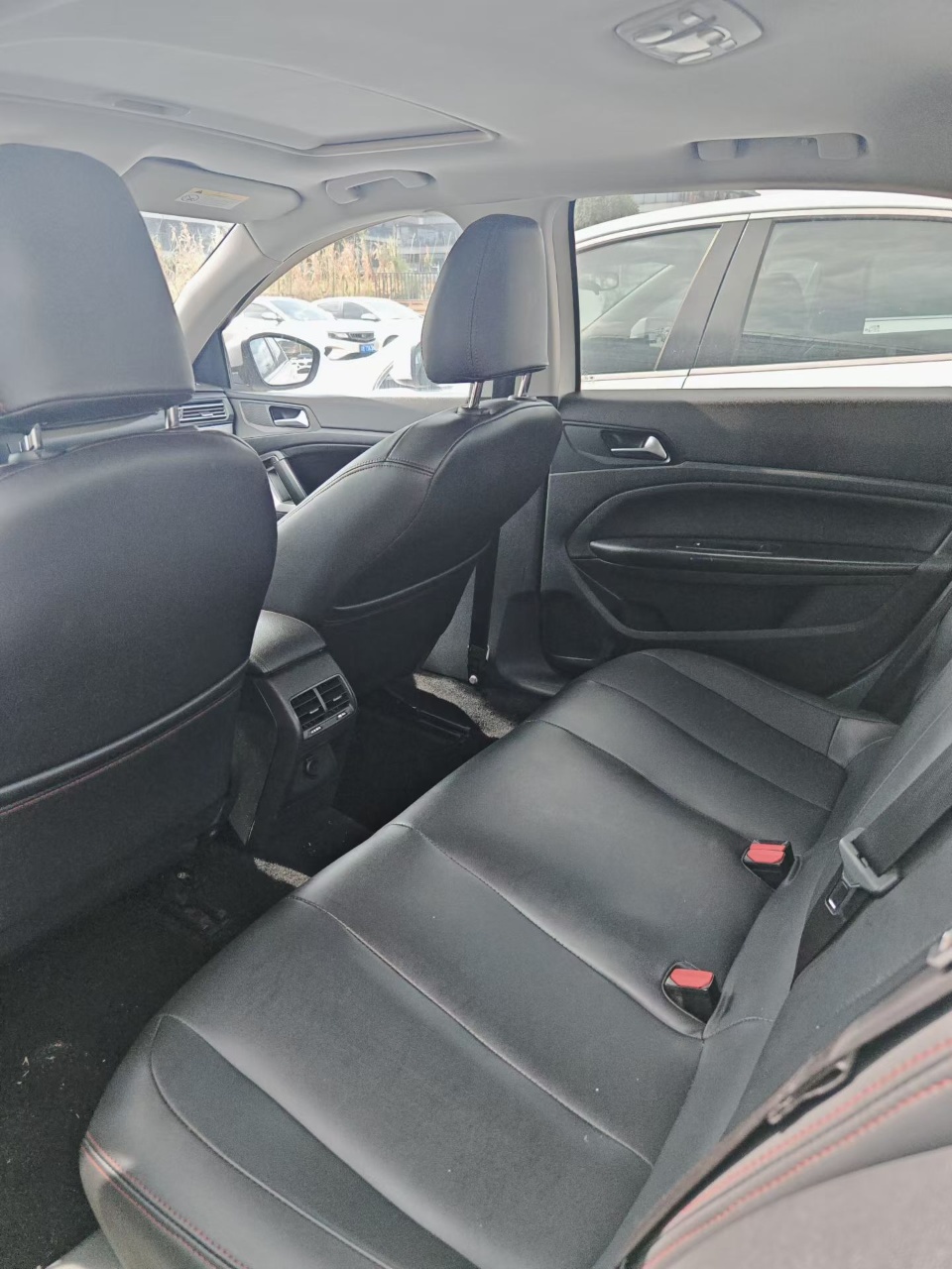Peugeot 408 2018 #2 Peugeot 408 2018 car image #2