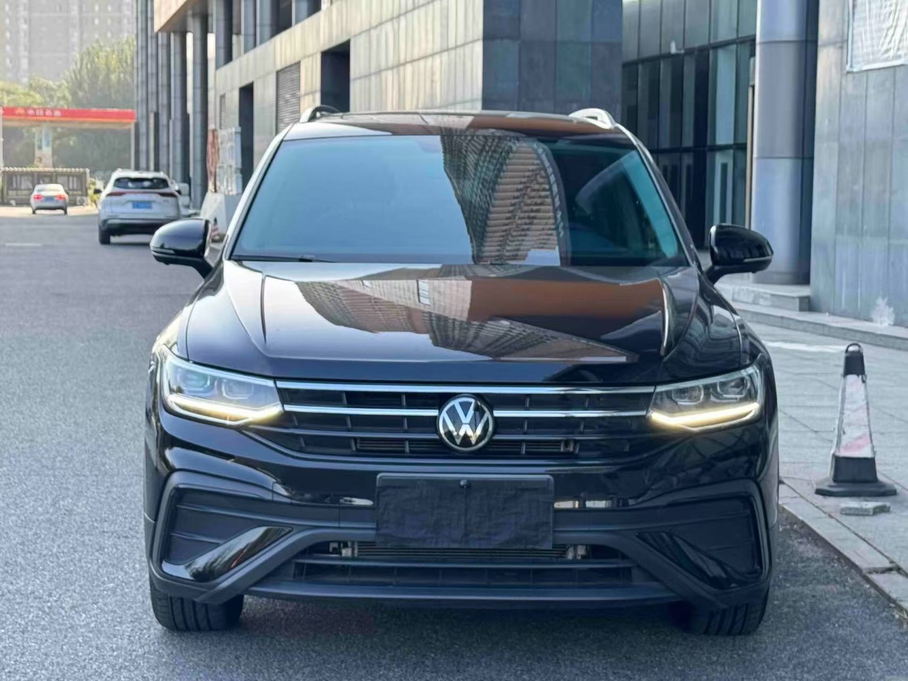 Volkswagen Tiguan L 2024 image de voiture #5