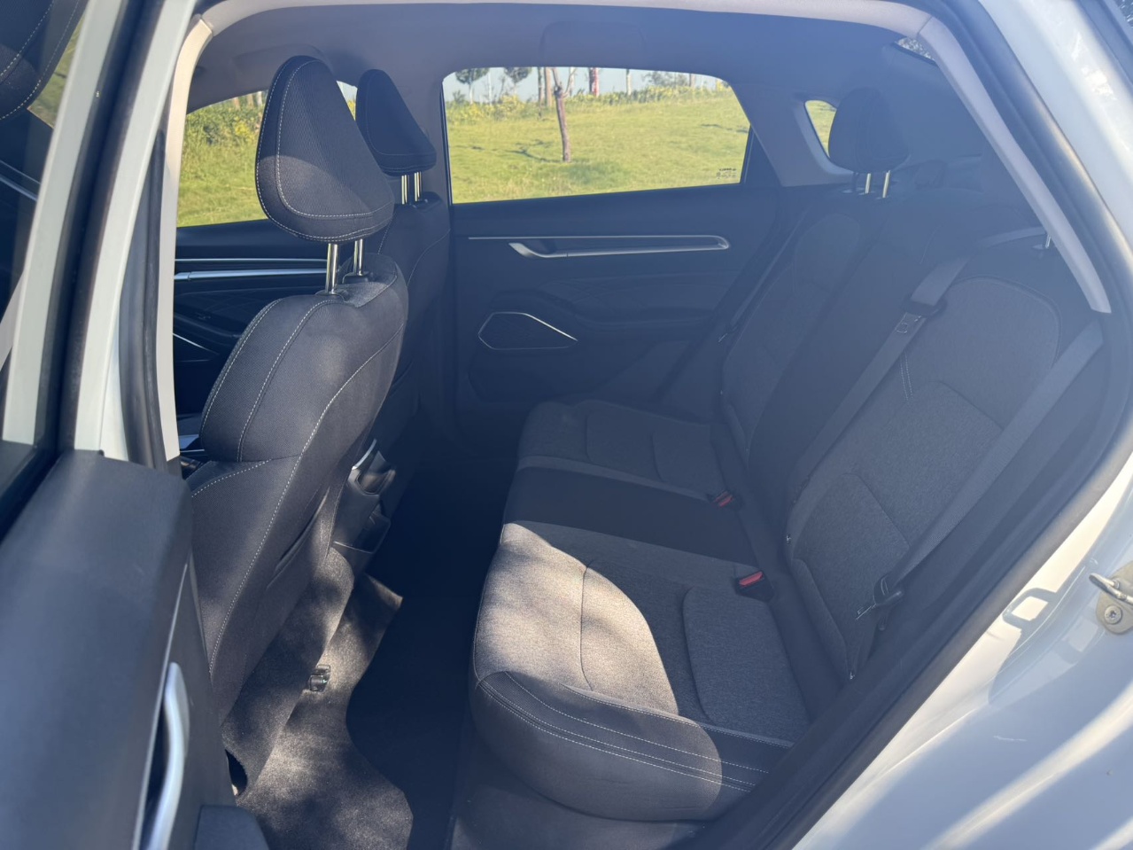 GEELY Emgrand 2024 car image #3