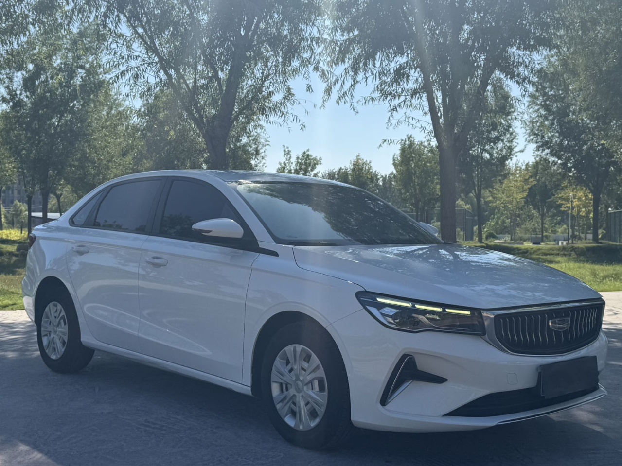 GEELY Emgrand 2024 car image #6