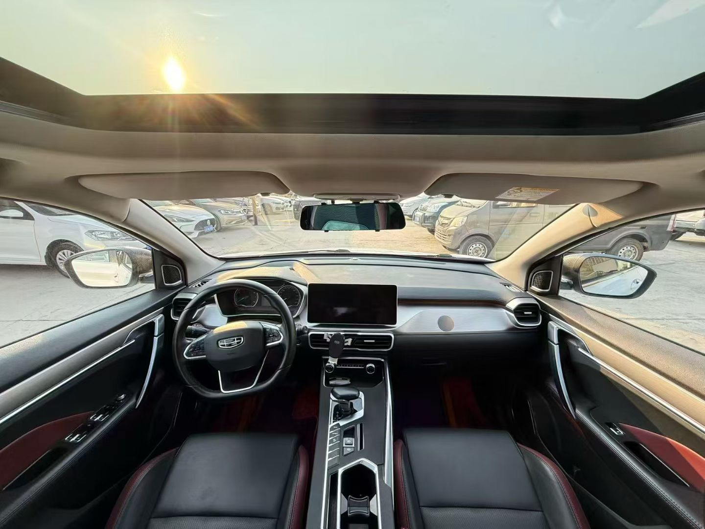 GEELY Coolray 2023 #8 GEELY Coolray 2023 car image #8