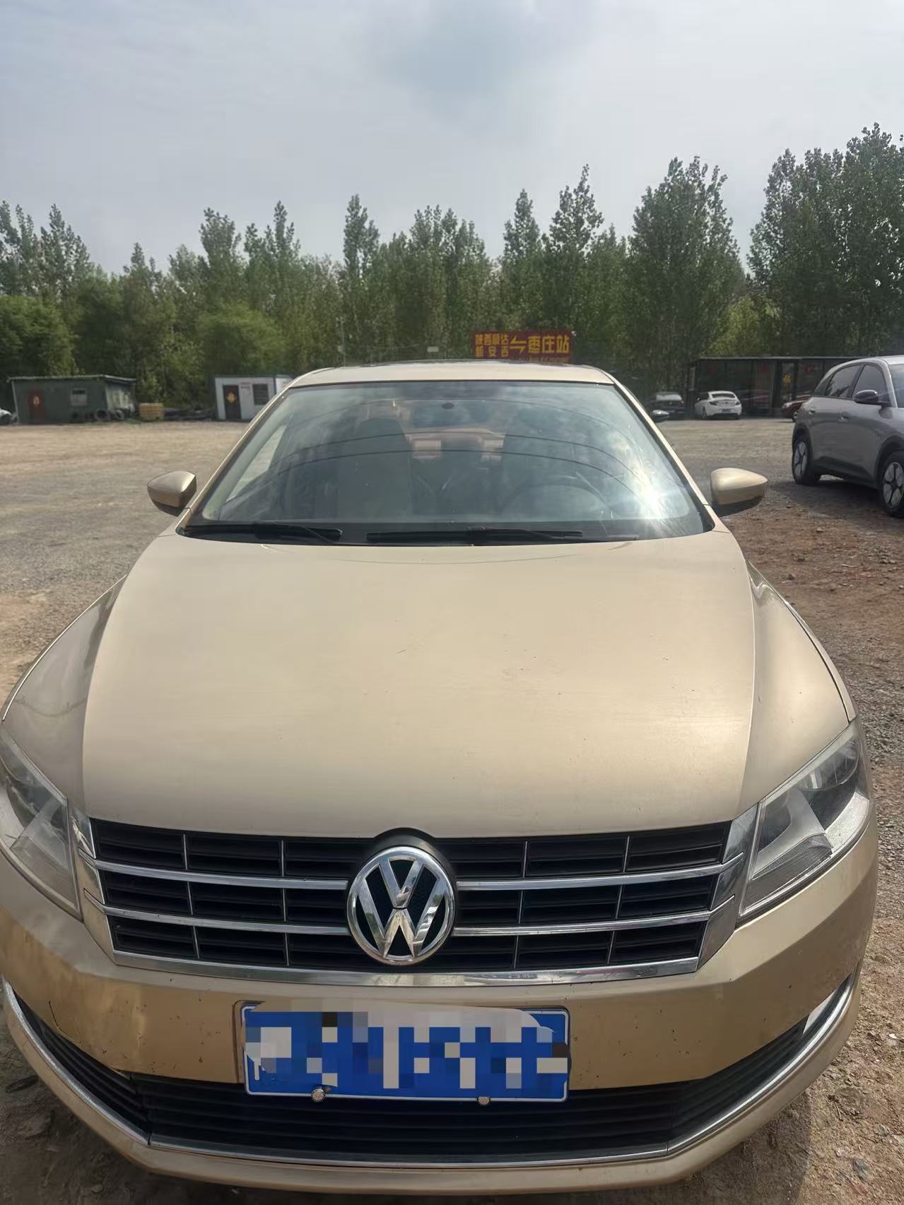 Volkswagen Lavida 2013 car image #2
