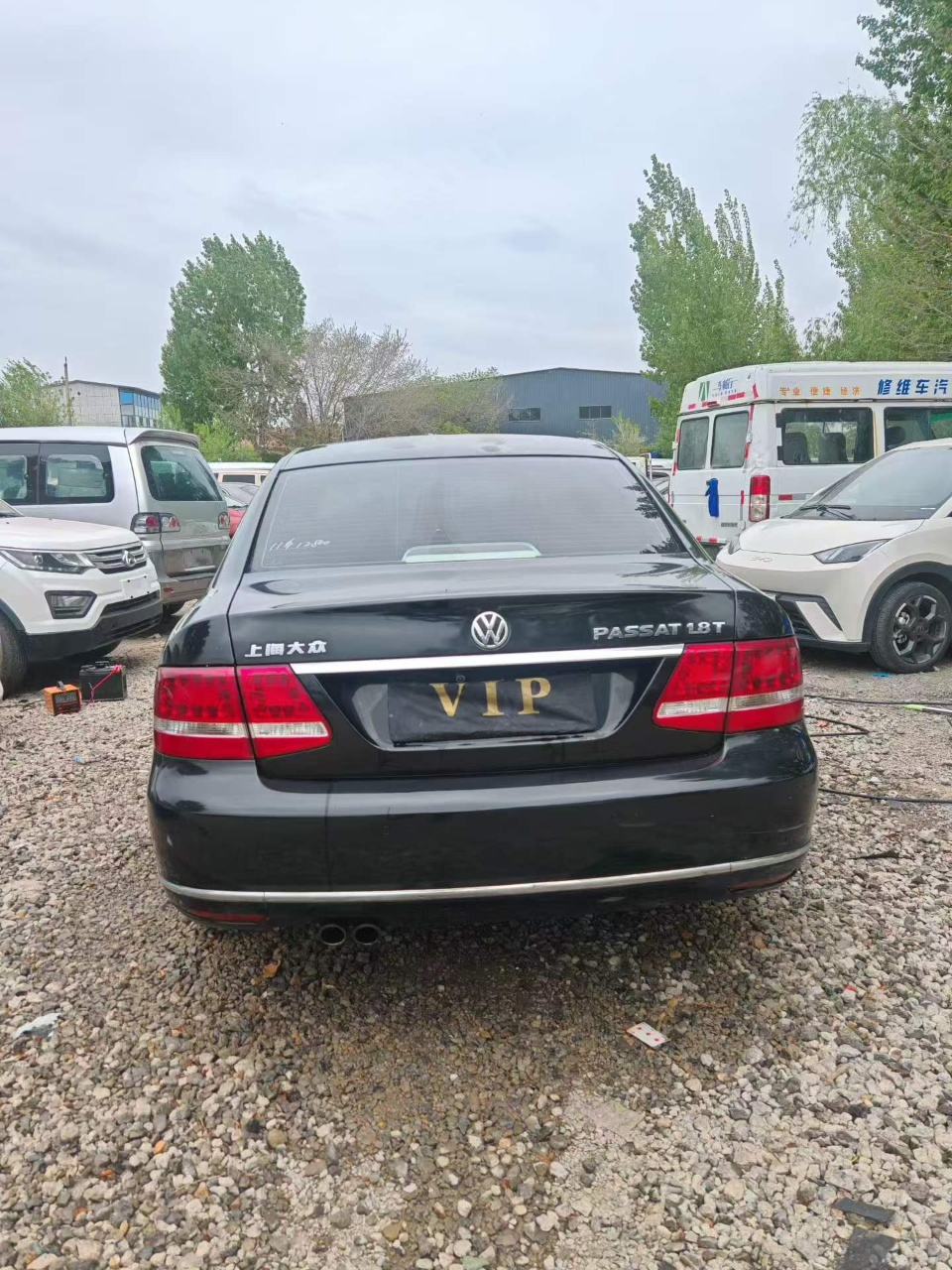 Volkswagen Passat 2011 صورة سيارة #4