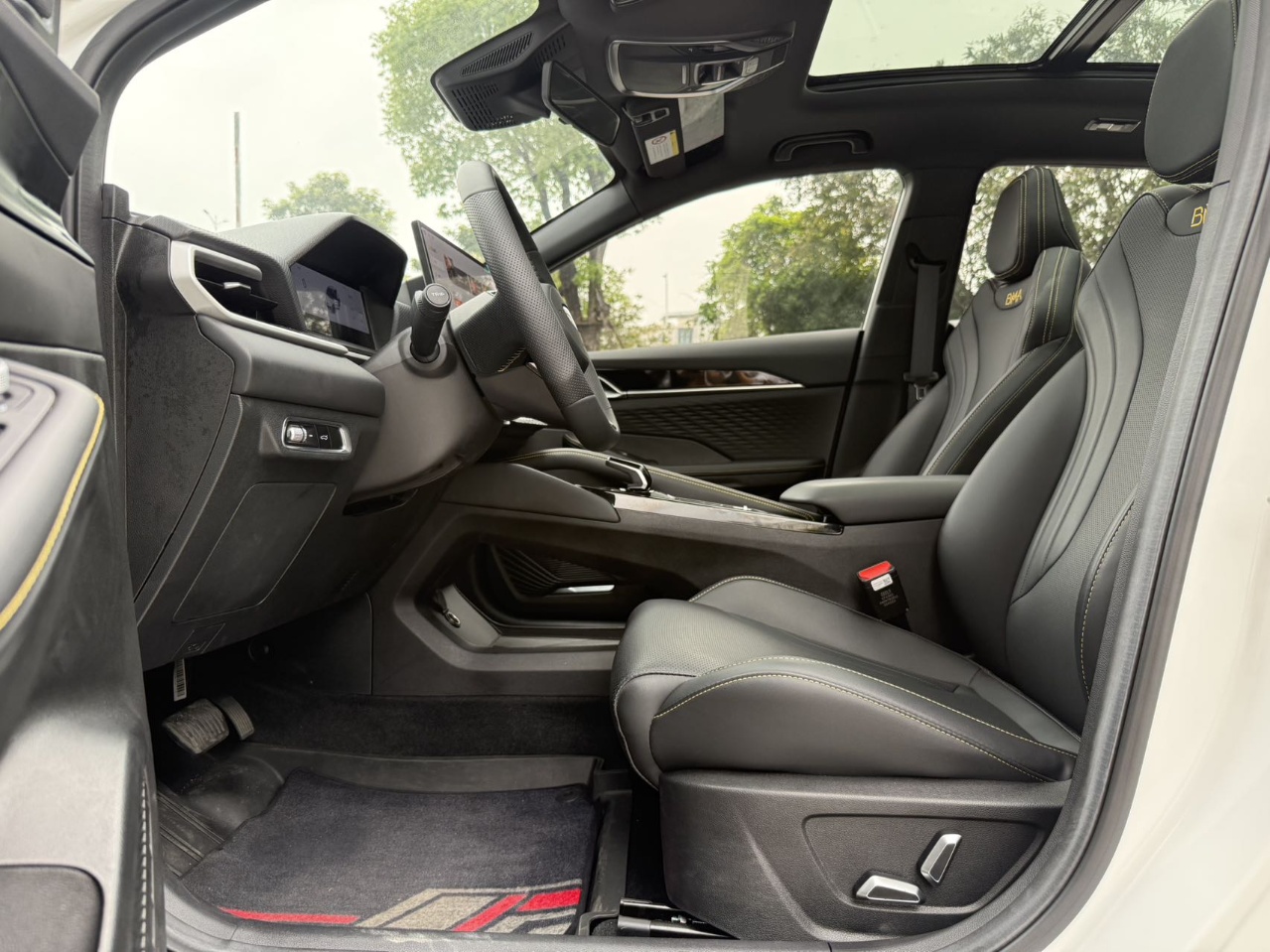 GEELY Coolray 2024 #6 GEELY Coolray 2024 car image #6