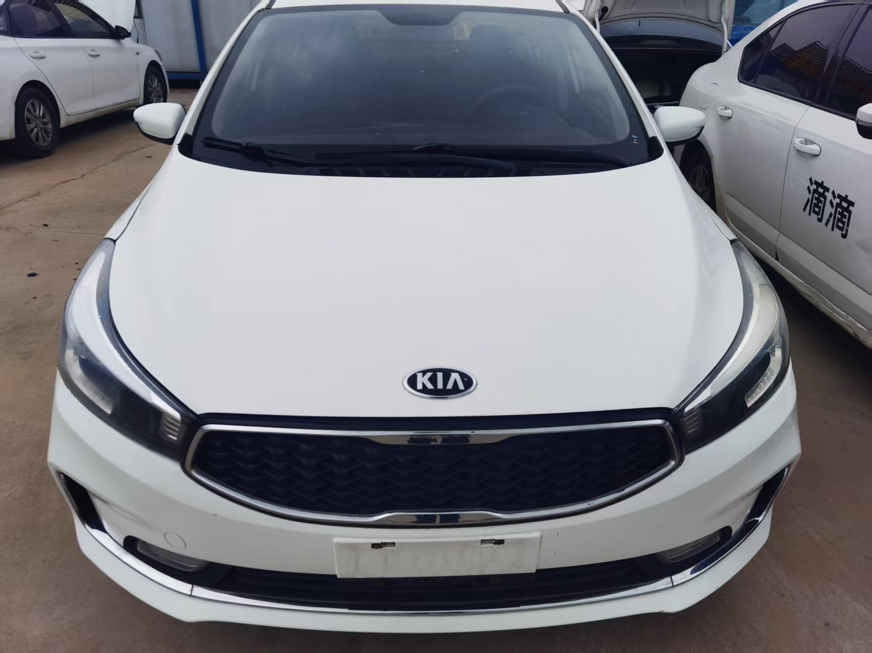 Kia K3 2019 Kia K3 2019 صورة سيارة