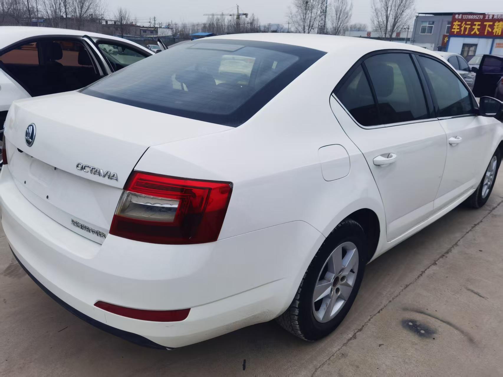 Skoda Octavia 2018 immagine di auto #3